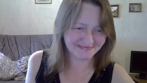 helgacharming online show from July 8, 9:24 am