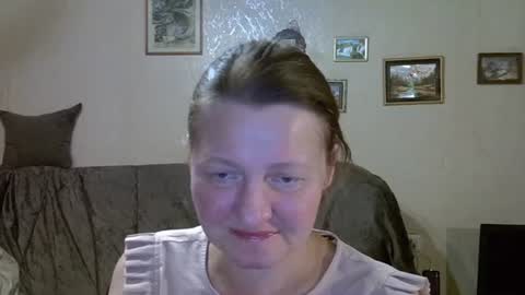 helgacharming online show from August 4, 1:35 am