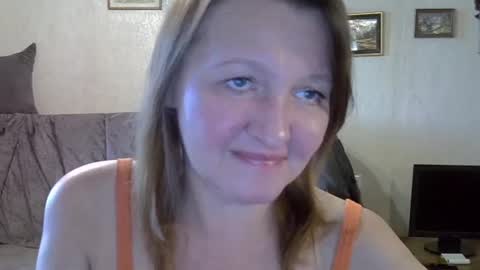 helgacharming online show from August 7, 11:32 am