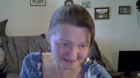 helgacharming online show from August 13, 8:28 am