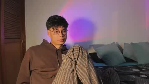 Helio online show from May 27, 1:18 am