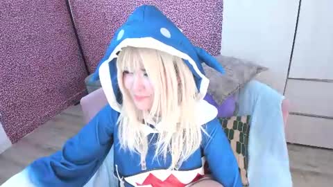      online show from July 11, 3:45 am