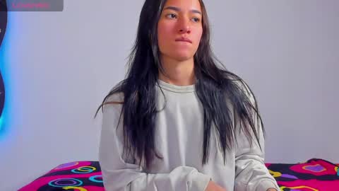 hell_s01 online show from June 7, 3:33 am