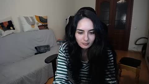 Helen online show from June 24, 7:49 pm