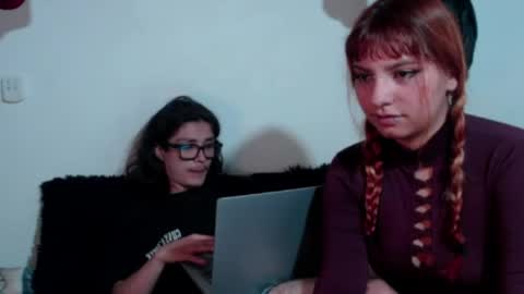 hellen_max_ online show from August 1, 2:45 pm