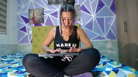 hellen maya online show from June 14, 7:27 am