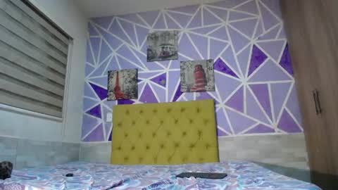 hellen maya online show from June 22, 9:10 am