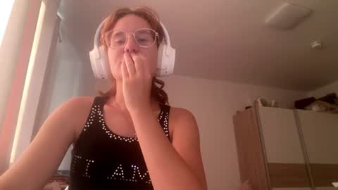 Hiyaa my name is Kaylee ntmu  online show from August 15, 4:55 pm