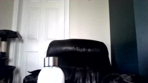hellflow online show from August 10, 2:18 pm