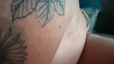 hellodaddyxxxl online show from June 25, 12:52 pm