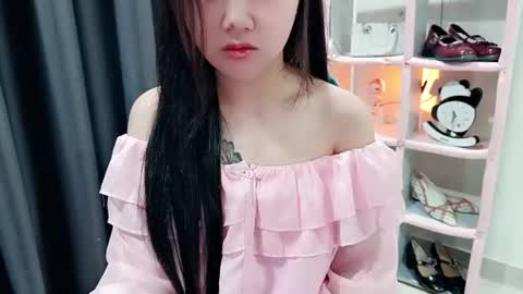 hellokitty_sexy online show from August 14, 6:50 am