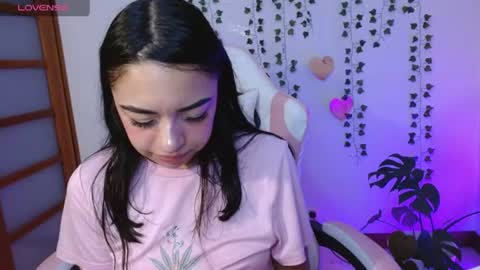 hellokitty_valery1 online show from August 8, 5:29 am