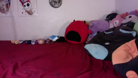 hellrazorbabexxx online show from August 27, 1:46 am