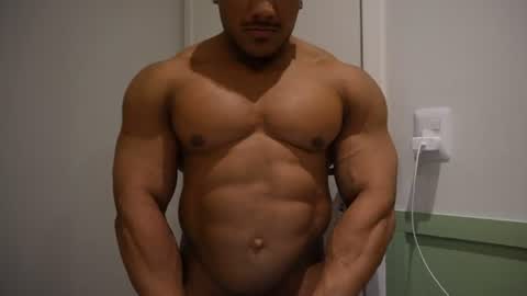 henrimusclee online show from July 26, 10:04 pm