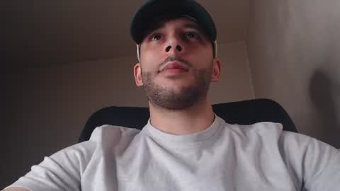 HenryAxe online show from July 9, 9:53 pm