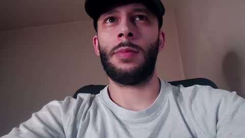 HenryAxe online show from July 31, 4:34 pm