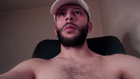 HenryAxe online show from August 2, 2:46 pm