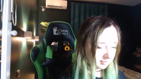 Hentaishiing online show from June 23, 8:32 pm