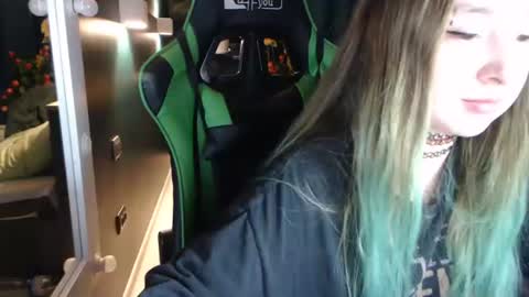 Hentaishiing online show from August 3, 6:04 pm