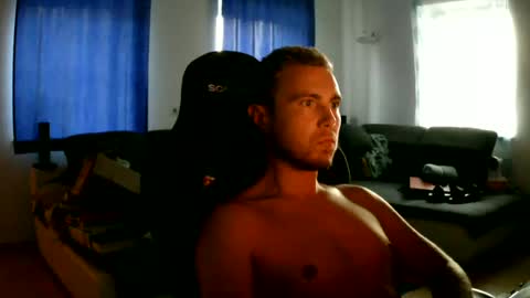 John Pearl online show from July 3, 6:54 pm