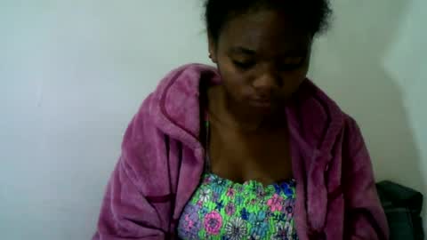 herisse01 online show from August 14, 6:28 am