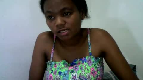 herisse01 online show from August 15, 3:27 pm
