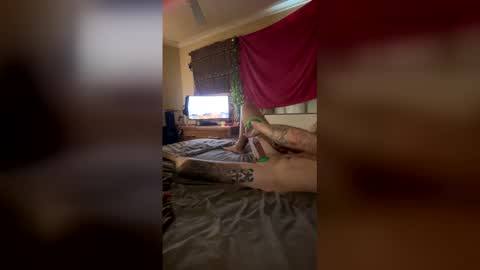 HerPlayroom online show from April 19, 11:47 pm