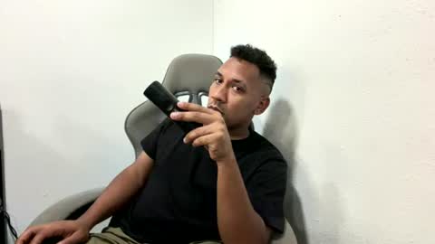 herrokirkland online show from July 24, 9:51 pm