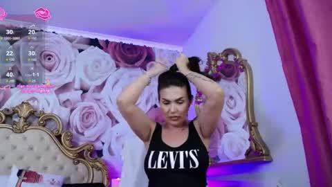 Hessy online show from July 7, 5:06 pm