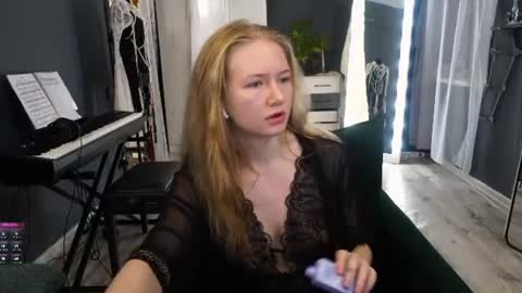 Sasha online show from August 9, 6:53 pm