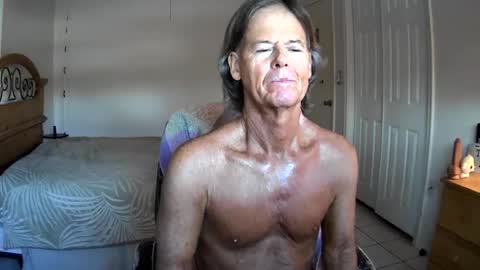 hewes1 online show from August 13, 11:57 am