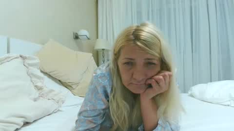 Heyheygrey online show from August 13, 5:21 am
