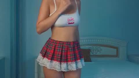 Naomi online show from August 13, 1:30 am