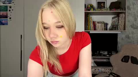 Emma online show from August 5, 8:23 am