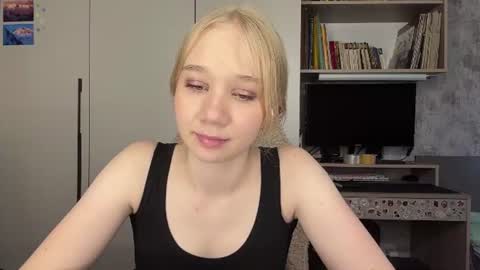 Emma online show from August 11, 11:45 am