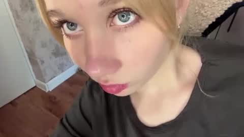 Emma online show from August 18, 9:48 am
