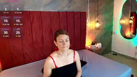 hinata_moonn online show from August 11, 12:40 pm