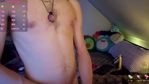 hippie_luver online show from June 9, 2:07 am