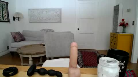 Hippie Jim online show from July 19, 5:37 pm