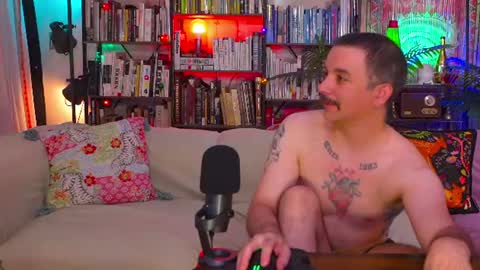 HipsterTrash Clark one half of Task Manager online show from July 3, 7:43 am