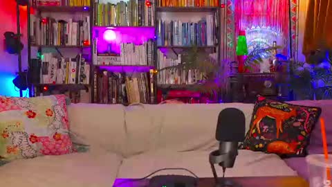 HipsterTrash Clark one half of Task Manager online show from July 5, 1:36 pm