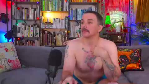 HipsterTrash Clark one half of Task Manager online show from July 9, 11:37 am