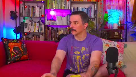 HipsterTrash Clark one half of Task Manager online show from July 12, 6:53 am