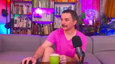 HipsterTrash Clark one half of Task Manager online show from July 19, 9:44 am