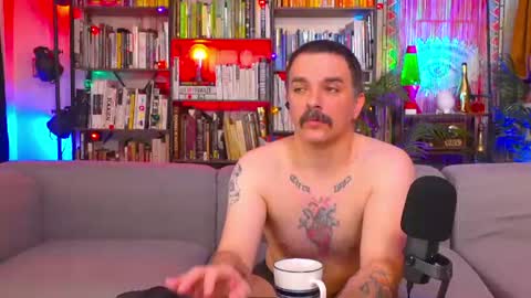 HipsterTrash Clark one half of Task Manager online show from July 21, 7:11 am