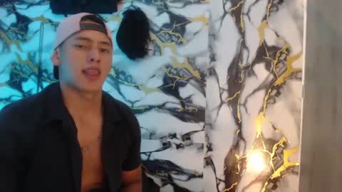 hirosi shen online show from August 12, 7:27 pm