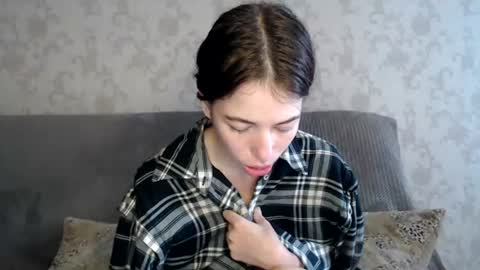 HitGyrl online show from August 14, 2:26 am