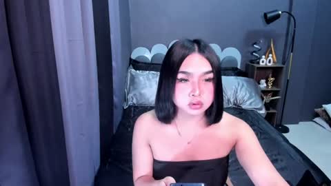 IM NEW HERE ITS ME GIA online show from July 15, 3:46 pm