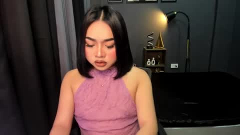 IM NEW HERE ITS ME GIA online show from August 2, 10:17 pm