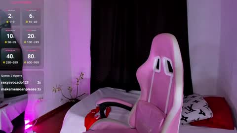 Holly Hudson     online show from August 7, 8:53 pm
